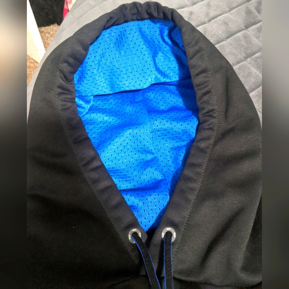 American Eagle Outfitters Pullover Hoodie - Picture 6 of 7